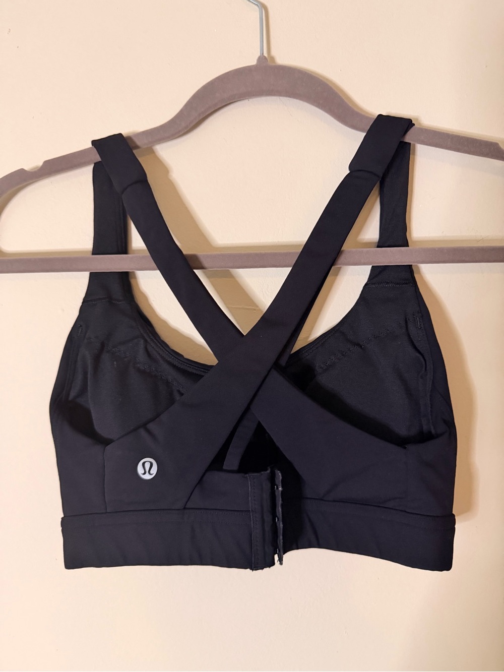 lululemon athletica Black Cross-Strap Hook Sports Bra
